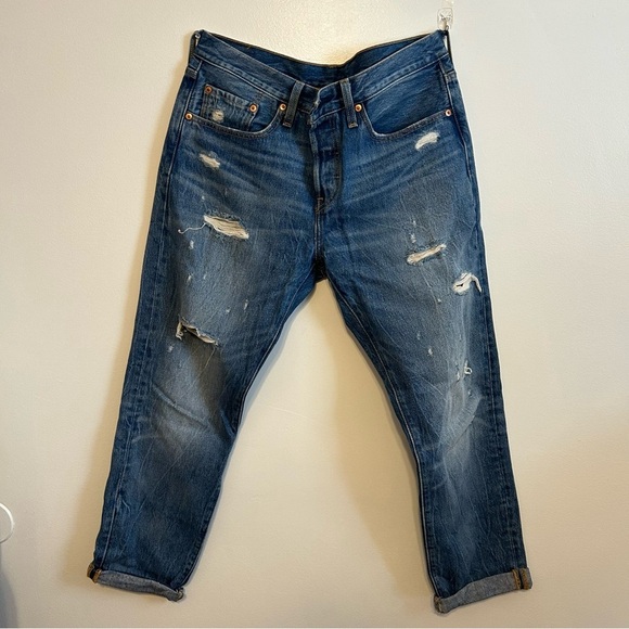 Levi’s • Boyfriend Distressed Jeans - Picture 1 of 7